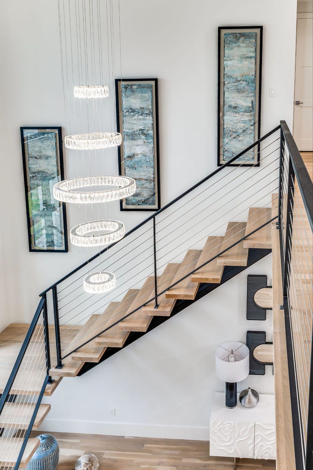 2May Blog 1 First Impressions Shine Top 5 Summer Interior Design Tips for Foyers Entryways