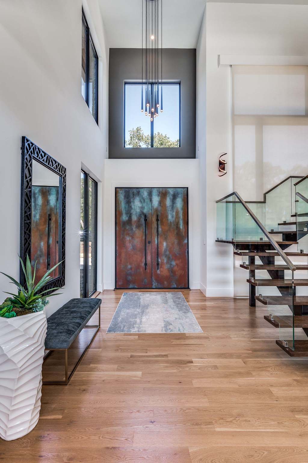 3May Blog 1 First Impressions Shine Top 5 Summer Interior Design Tips for Foyers Entryways
